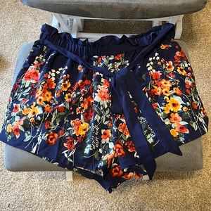 Shein Curve 1XL Floral Flowy Paperbag Shorts